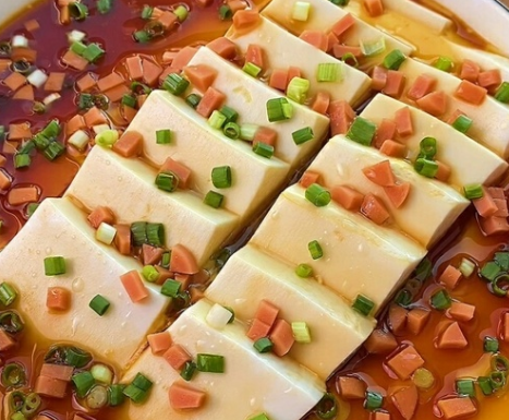 嫩豆腐蒸蛋 - 嫩滑可口，营养丰富