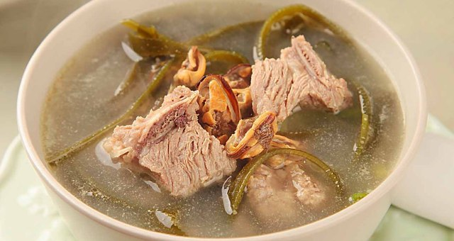 海带排骨汤 - 滋补养生，营养丰富